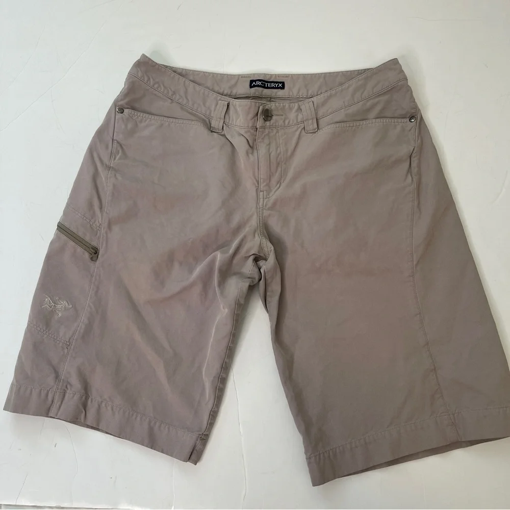 Arcteryx Shorts Size 8
